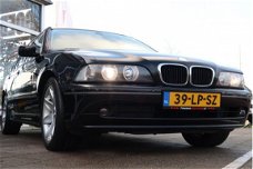 BMW 5-serie Touring - 520i Edition e39 / Youngtimer / Zeer netjes / 2003