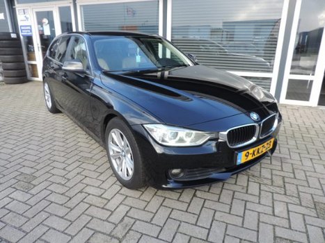 BMW 3-serie Touring - 320d EfficientDynamics Edition High Executive Upgr 50 procent deal 6.975, - AC - 1
