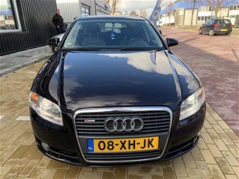 Audi A4 Avant - 2.7 TDI S-Liné - 1