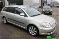 Toyota Avensis Wagon - 2.0 16v VVT-i D4 MOTOR DEFECT - 1 - Thumbnail