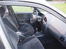 Suzuki Baleno - 1.6 GLX 16V 4 deurs Sedan