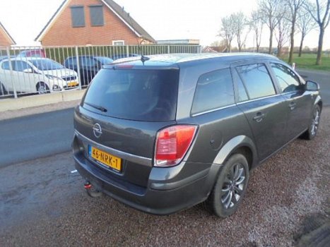 Opel Astra Wagon - 1.6 111 years Edition astra 1.6 benzine staion airco lmv trekhaak navigatie pdc - 1