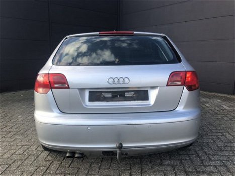 Audi A3 Sportback - 2.0 TDI -PANO-XENON-LEDER-NAVI - 1