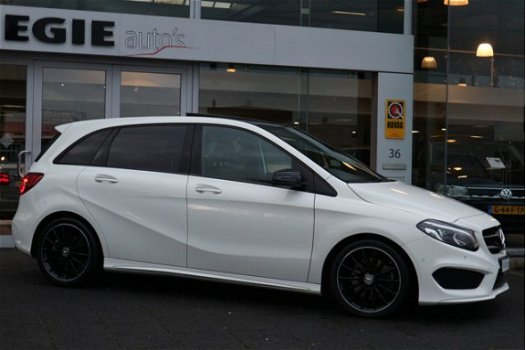 Mercedes-Benz B-klasse - 220 4Matic Automaat AMG Schuifdak LED Navi - 1