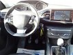 Peugeot 308 SW - 1.2 PureTech Blue Lease Premium Panodak-Navi-Ecc-Pdc - 1 - Thumbnail