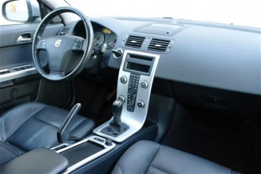 Volvo V50 - 1.6 D2 S/S *rijklaar* navigatie-leer-pdc - 1