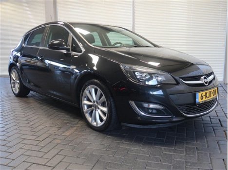 Opel Astra - 5-deurs Sport 1.4Turbo |140pk | lederen bekleding | climate control | - 1