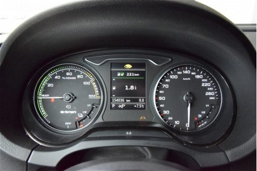 Audi A3 Sportback - 1.4 e-tron Ambition S-line pano EX BTW navi lane assist - 1