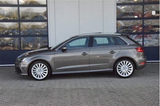 Audi A3 Sportback - 1.4 e-tron Ambition S-line pano EX BTW navi lane assist - 1