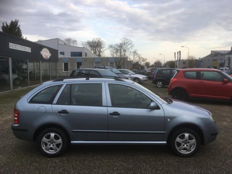 Skoda Fabia Combi - 1.4-16V Comfort (st-bekr, cv, cruisecontrol, bj03, 1950, -) - 1