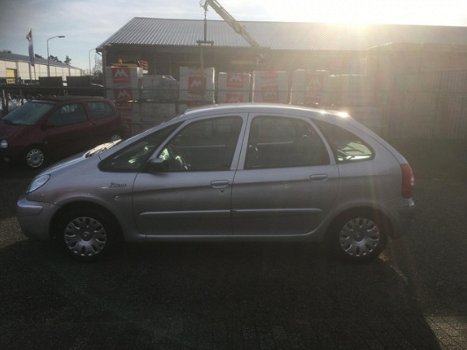 Citroën Xsara Picasso - 1.6i-16V Caractère (clima, pdc, lpg-g3, bj07, 2950, -) - 1