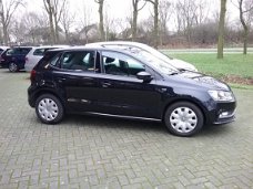 Volkswagen Polo - 1.2 TSI Highline NAVI / TREKHAAK / STUURBEDIENING MOOIE AUTO MET FIJNE 1.2L 4 CILI