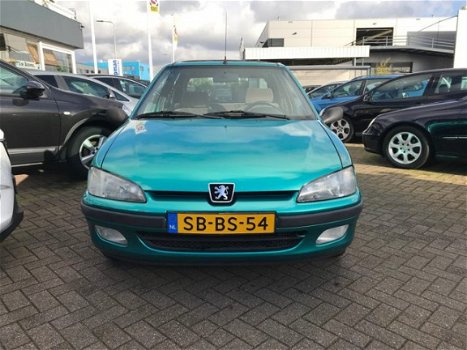 Peugeot 106 - Green 1.4 Stuurbekr. El.ramen Sunroof 150.884km - 1