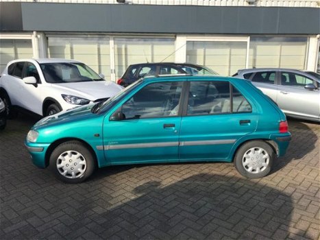 Peugeot 106 - Green 1.4 Stuurbekr. El.ramen Sunroof 150.884km - 1