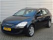 Kia Cee'd Sporty Wagon - Ceed 1.6 X-TRA / AIRCO / TREKHAAK - 1 - Thumbnail