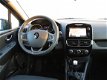 Renault Clio - 1.5 dCi Ecoleader Zen AIRCO / NAVI / STOELVERWARMING / TREKHAAK - 1 - Thumbnail