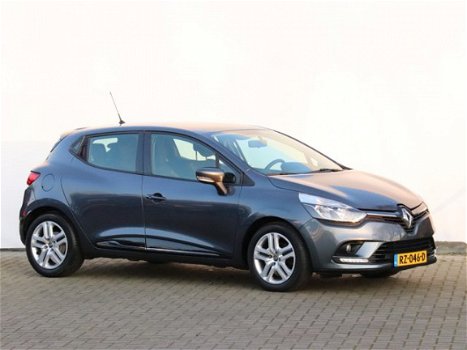 Renault Clio - 1.5 dCi Ecoleader Zen AIRCO / NAVI / STOELVERWARMING / TREKHAAK - 1