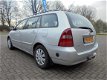 Toyota Corolla Wagon - 1.6 16V 5 DRS Stationcar op LPG Airco/Radio CD/Elektrisc - 1 - Thumbnail