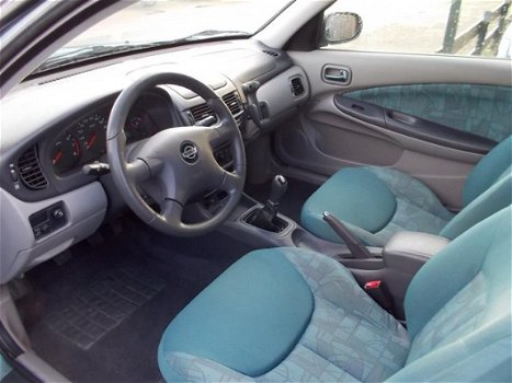 Nissan Almera - 1.5 Ambience , Slechts 80.551 Km NAP - 1