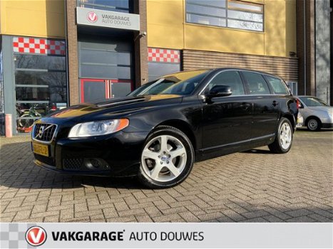 Volvo V70 - 1.6 T4 Limited Edition |Keurige staat|Luxe|Navi|Leer| - 1