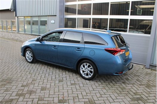 Toyota Auris Touring Sports - 1.8 Hybrid Lease pro 1e Eig Xenon Led Pano Navi Stoelverwarming - 1