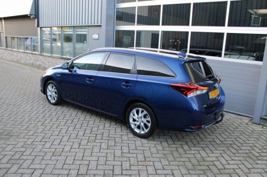 Toyota Auris Touring Sports - 1.8 Hybrid Lease pro 1e eig Half Leer Led Xenon Panoramadak - 1