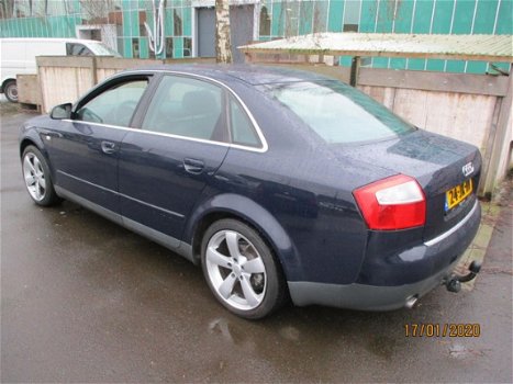 Audi A4 - 1.6 Met LPG-G3 - 1