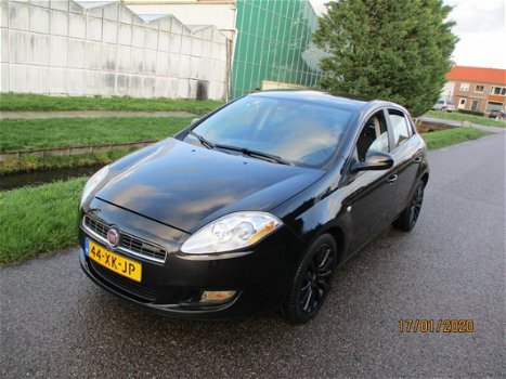 Fiat Bravo - 1.9 MultiJet Dynamic 5 Drs met Airco - 1