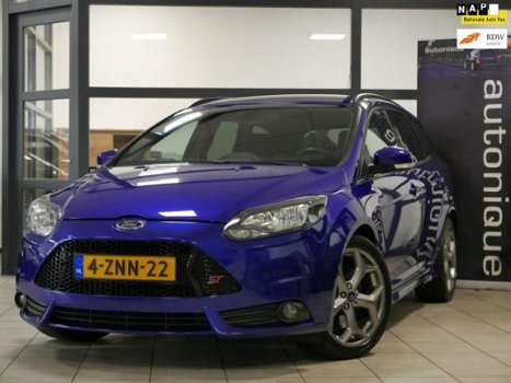 Ford Focus Wagon - 2.0 EcoBoost ST-2 Recaro *250pk* NIEUWSTAAT Orig. NL 2e eig. 18 Inch APK 02-2021 - 1