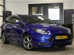 Ford Focus Wagon - 2.0 EcoBoost ST-2 Recaro *250pk* NIEUWSTAAT Orig. NL 2e eig. 18 Inch APK 02-2021 - 1 - Thumbnail