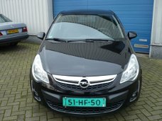 Opel Corsa - 1.4-16V Color Edition