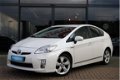 Toyota Prius - 1.8 Dynamic - 1 - Thumbnail