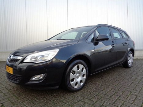 Opel Astra Sports Tourer - 1.4 Business Edition 101PK Airco Cruise - 1