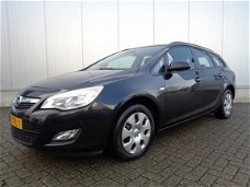 Opel Astra Sports Tourer - 1.4 Business Edition 101PK Airco Cruise