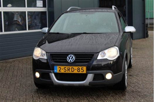 Volkswagen Polo - 1.4-16V Cross (81pk) Clima/ Elek.Pakket/ C.V. Afstand/ 16''LMV/ Dakrail/ Stoelverw - 1