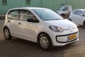 Volkswagen Up! - 1.0 take up BlueMotion (60pk) 5-Drs /Airco /Elek ramen /CV afstandbed. /Parrot /Rad - 1 - Thumbnail