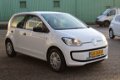 Volkswagen Up! - 1.0 take up BlueMotion (60pk) 5-Drs /Airco /Radio-cd-aux-usb /Isofix - 1 - Thumbnail