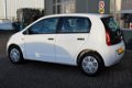 Volkswagen Up! - 1.0 take up BlueMotion (60pk) 5-Drs /Airco /Radio-cd-aux-usb /Isofix - 1 - Thumbnail