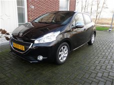 Peugeot 208 - 1.2 PureTech Style Pack