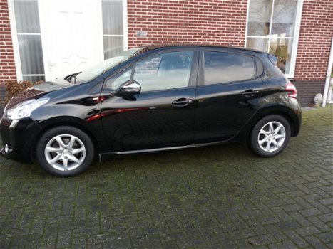 Peugeot 208 - 1.2 PureTech Style Pack - 1