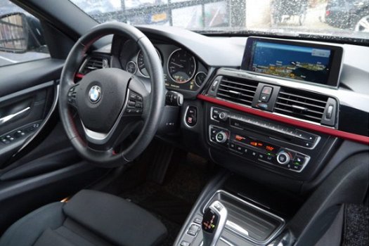 BMW 3-serie Touring - 330d xDrive High Executive / Sporstoelen/ Navi - 1