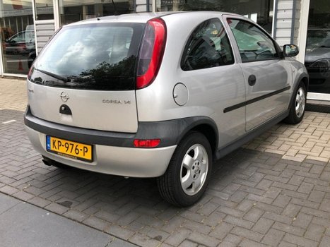 Opel Corsa - 1.4-16V Comfort Airco - 1