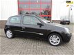 Renault Clio - 1.6-16V Initiale , Nieuwe APK, Stuurbekrachtiging, - 1 - Thumbnail