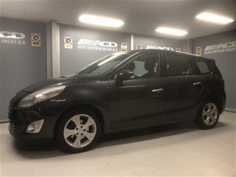 Renault Grand Scénic - 1.4 TCe Dynamique / TREKHAAK / PANORAMA / NAVI / 5 PERSOONS / RIJKLAARPRIJS - 1