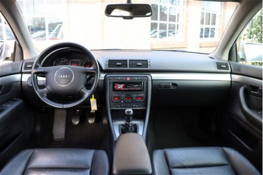 Audi A4 - 1.6 Pro Line 2004, Leder, ECC Clima, Cruise Control, PDC, Alu LMV - 1