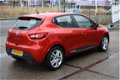 Renault Clio - TCe 90pk Zen Navi / Bluetooth / cruise control / Airco - 1 - Thumbnail