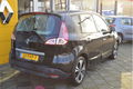 Renault Scénic - 2.0 Bose Automaat | Climate control | Camera | Trekhaak | PDC | Navigatie - 1 - Thumbnail