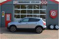 Nissan Qashqai - 2.0 dCi 4WD TOPPER Veel extra's Panorama dak, Trekhaak, Cruise-Control Full Map nav - 1 - Thumbnail