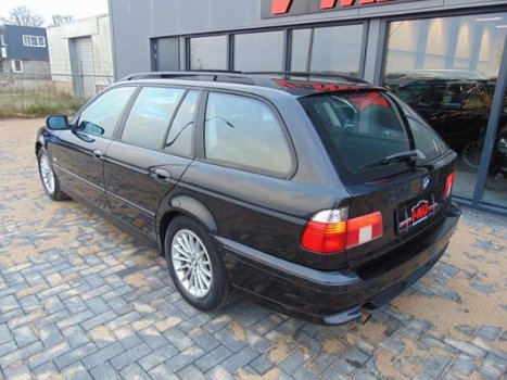 BMW 5-serie Touring - 530 530i AUT Executive Nap Schuifdak Leder Clima - 1