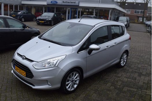 Ford B-Max - 1.0 EcoBoost Titanium 100 PK | Trekhaak | Parkeersensoren Voor + Achter | Camera | - 1